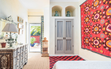 Apartamento: habitación con cama doble y baño