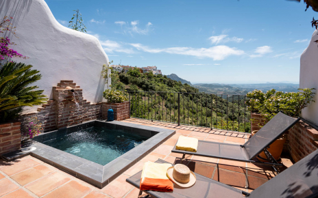 Terraza con piscina y vistas tremendas
