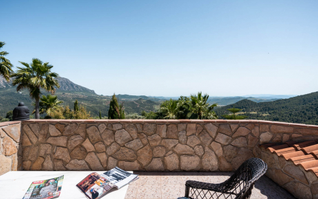 Triple bedded room with terrace