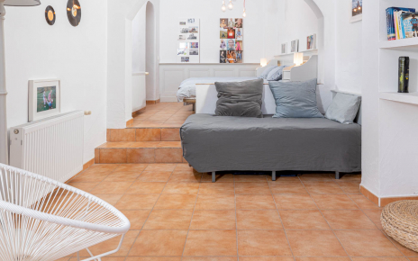 Living area in annexed studio