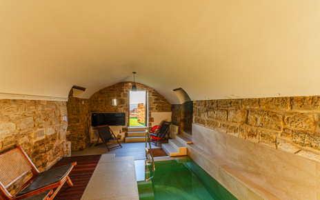 Direct access to terraces from indoor heated pool