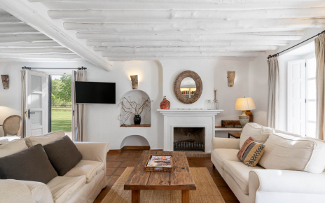 Stylish country home: lounge