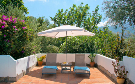 Corner with sunloungers