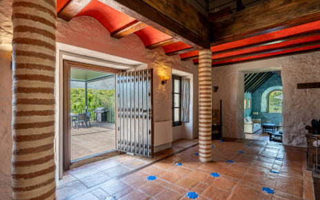 Main entrance to villa