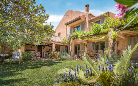 It really is a gorgeous house