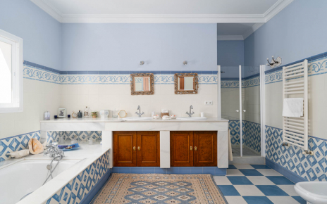 En suite facilities master bedroom