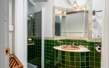 Habitación con baño