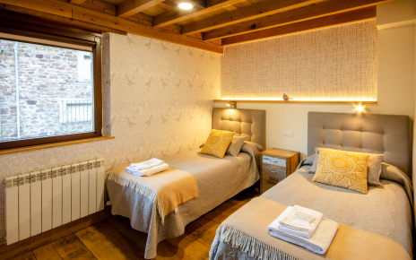 Habitación con dos camas