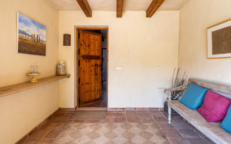 Entrance door to your holiday home