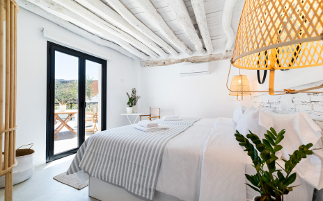 Suite 6 - El jazmín dorado (with access to terrace viewpoint)