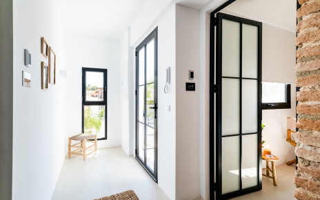 Hallway / corridor that give access from bedrooms 1 to 5