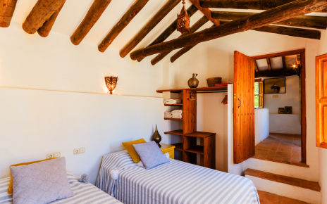 Twin beds are only 1,80 metres long