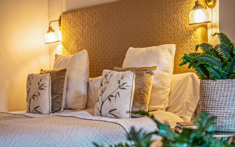 Suite 3 is on mid level (mezzanine between upper and lower levels)