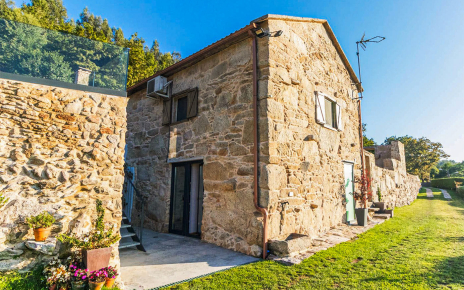 Acceso exterior a nivel inferior