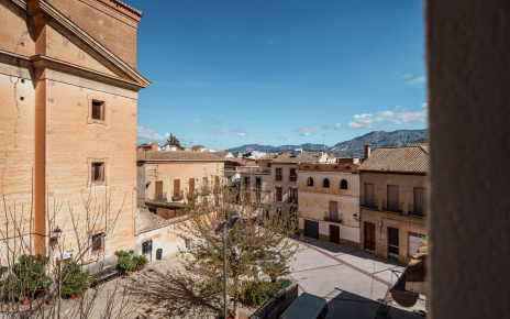 Your holiday home location in the village of PInos