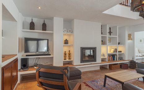 Living room with chill out area on the right