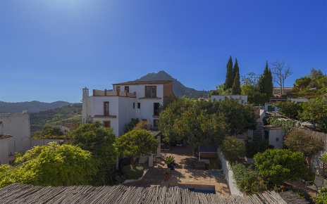 Looking onto the patio from second floor terrace
