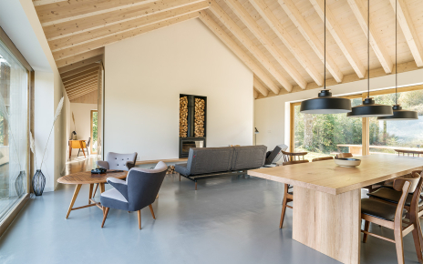 Open plan living / dining and kitchen