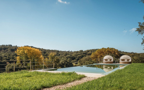 Deliciosa zona de piscina comn vistas, para disfrutar con privacidad