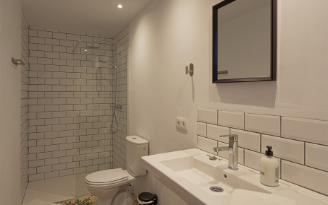 En suite facilities bedroom 3