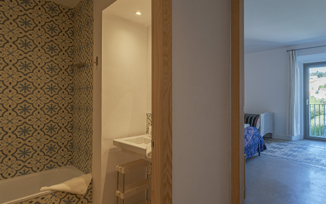 En suite facilities bedroom 5