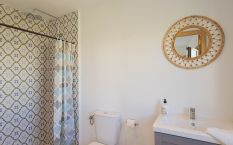 Bedroom 7 with en suite facilities