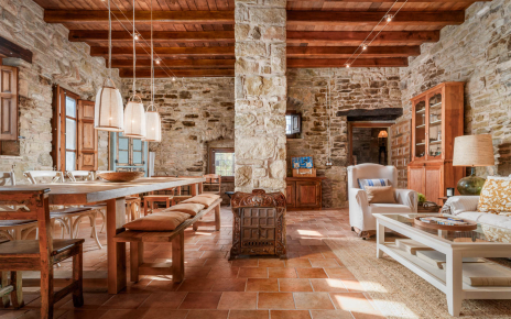 2nd living and dining area on ground floor