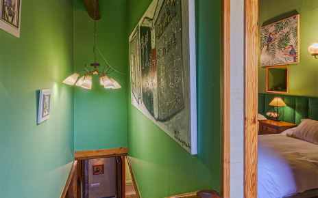 En la planta superior hay dos dormitorios