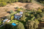 Main house (4 bedrooms) with annexe (4 bedrooms)
