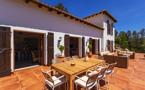 La cocina/salón/comedor se abren a la terraza