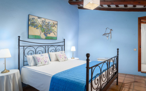 Bedroom 8 en suite facilities