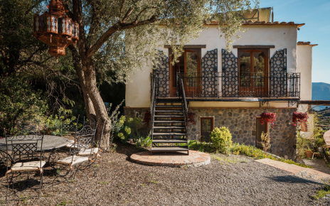 Living room on first floor with stairs to gardens