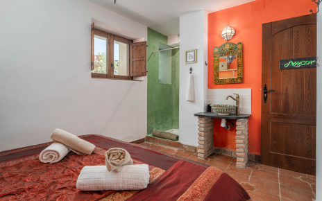 Bedrooms can be made as double or twin bedded