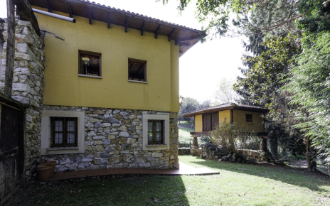 Jardines privados vallados