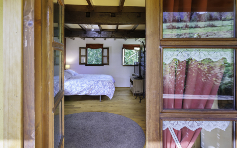 Salida directa a terraza desde habitación