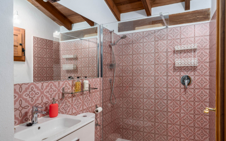 Refitted bathroom in 2022