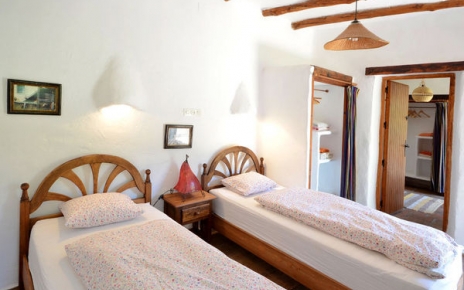 Habitación con dos camas