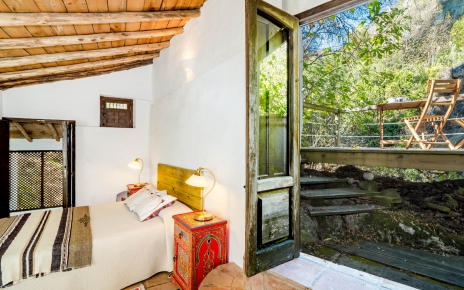 Bedroom with own terrace